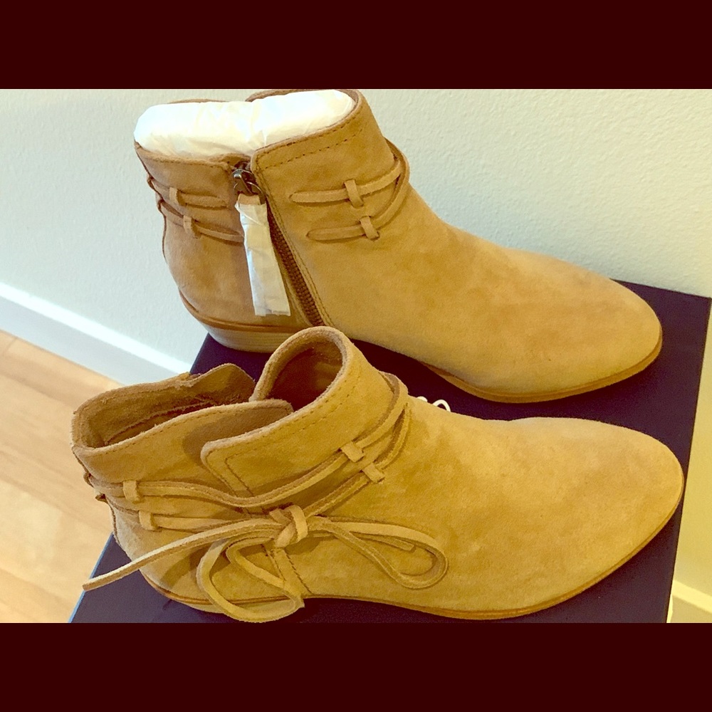 Splendid Rhoda Ankle bootie